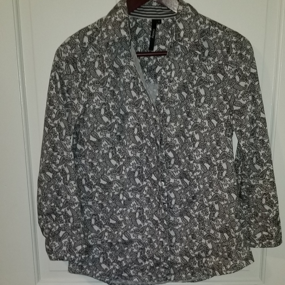 Black & white button up